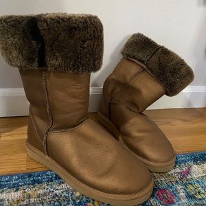 Tall metallic uggs size 9